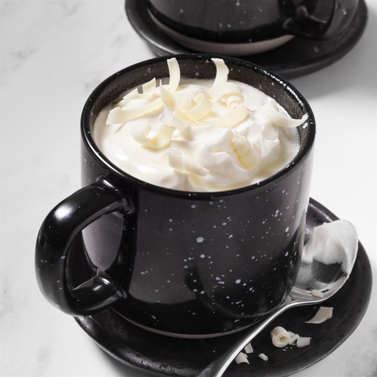 Easy White Hot Chocolate Exps Ft24 278613 Ec 1120 4