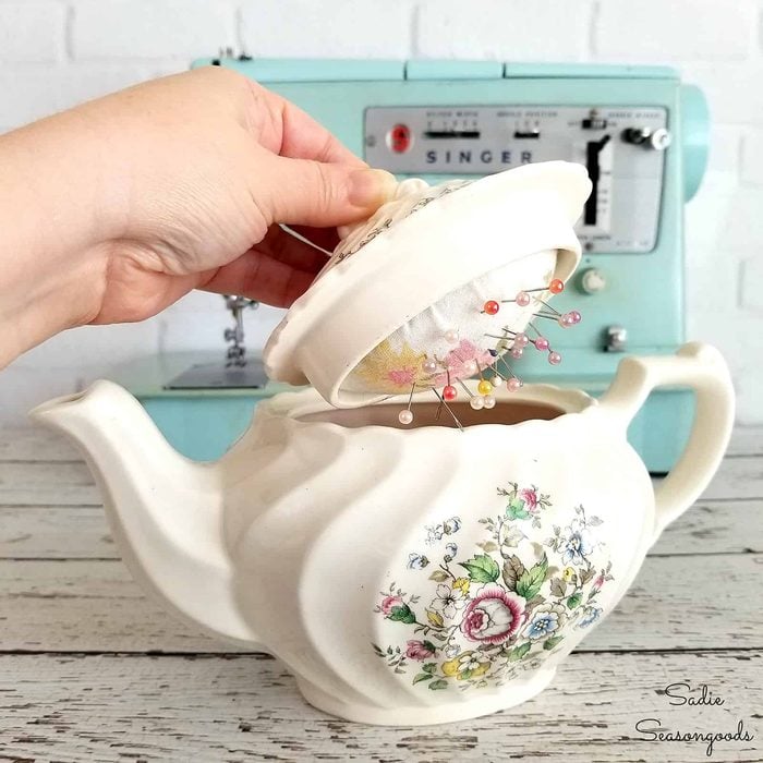 Teapot pin cushion