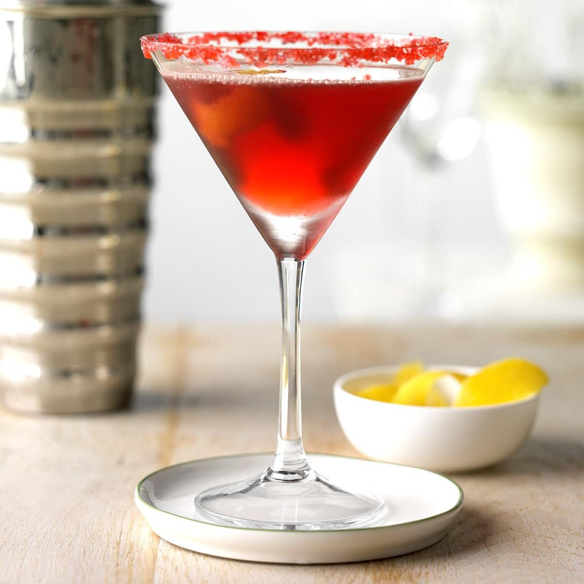 31 New Year’s Cocktails to Clink When the Clock Strikes Midnight